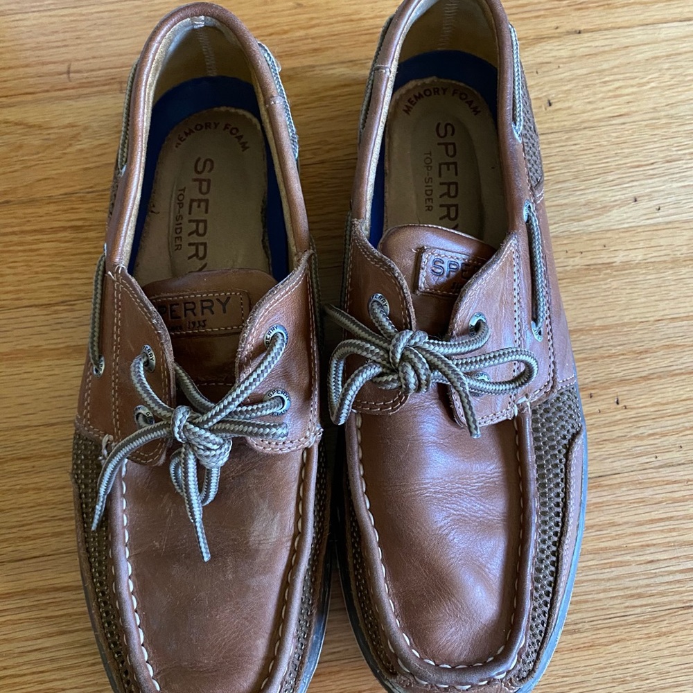 Men sperry boat shoes